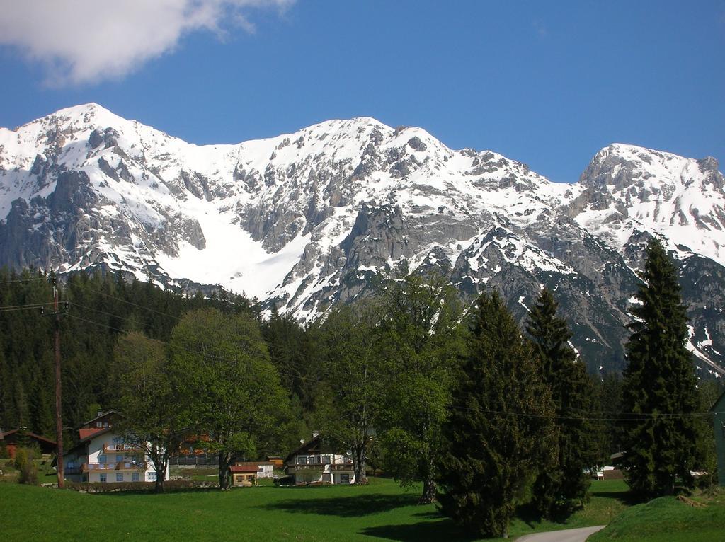 Jagerhaeusl Acomodação com café da manhã Ramsau am Dachstein Exterior foto